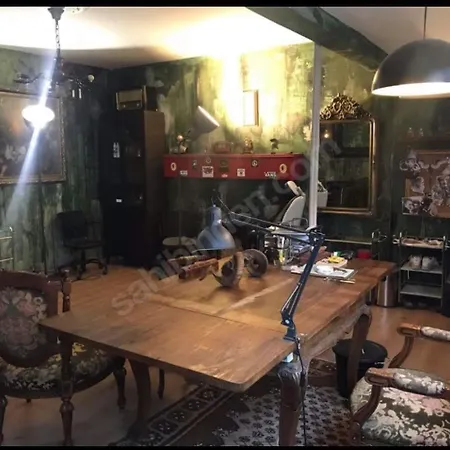 Bagdat Street Vip House 2